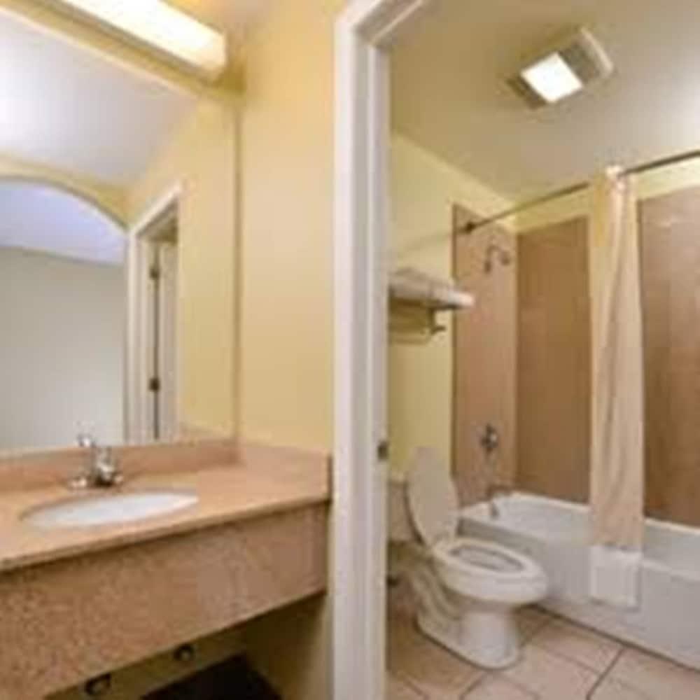 Americas Best Value Inn Austin Exteriör bild