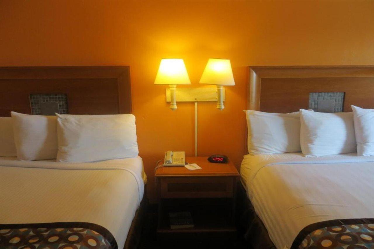 Americas Best Value Inn Austin Exteriör bild