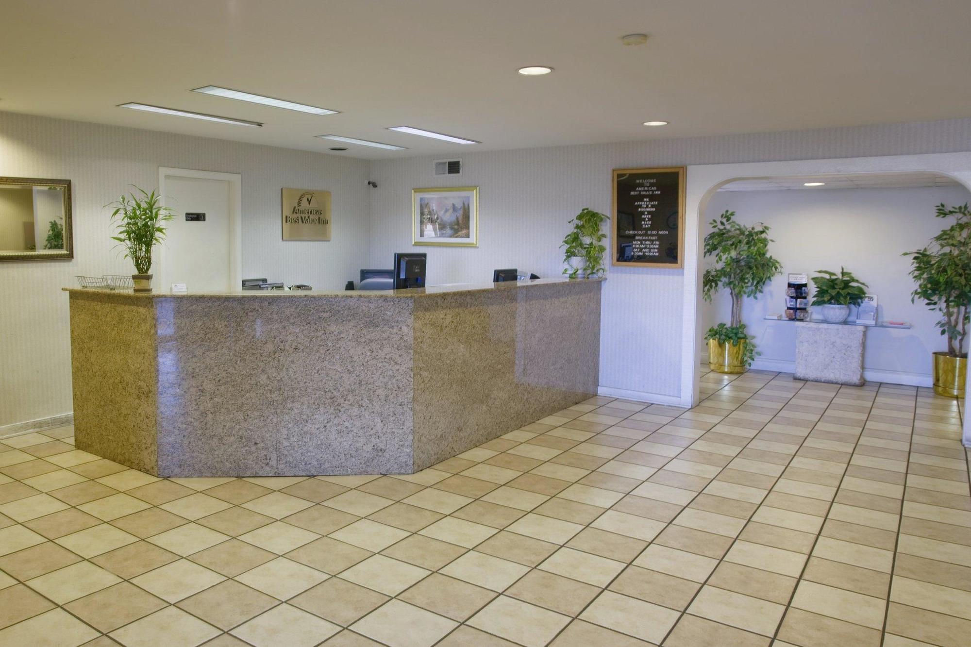 Americas Best Value Inn Austin Exteriör bild
